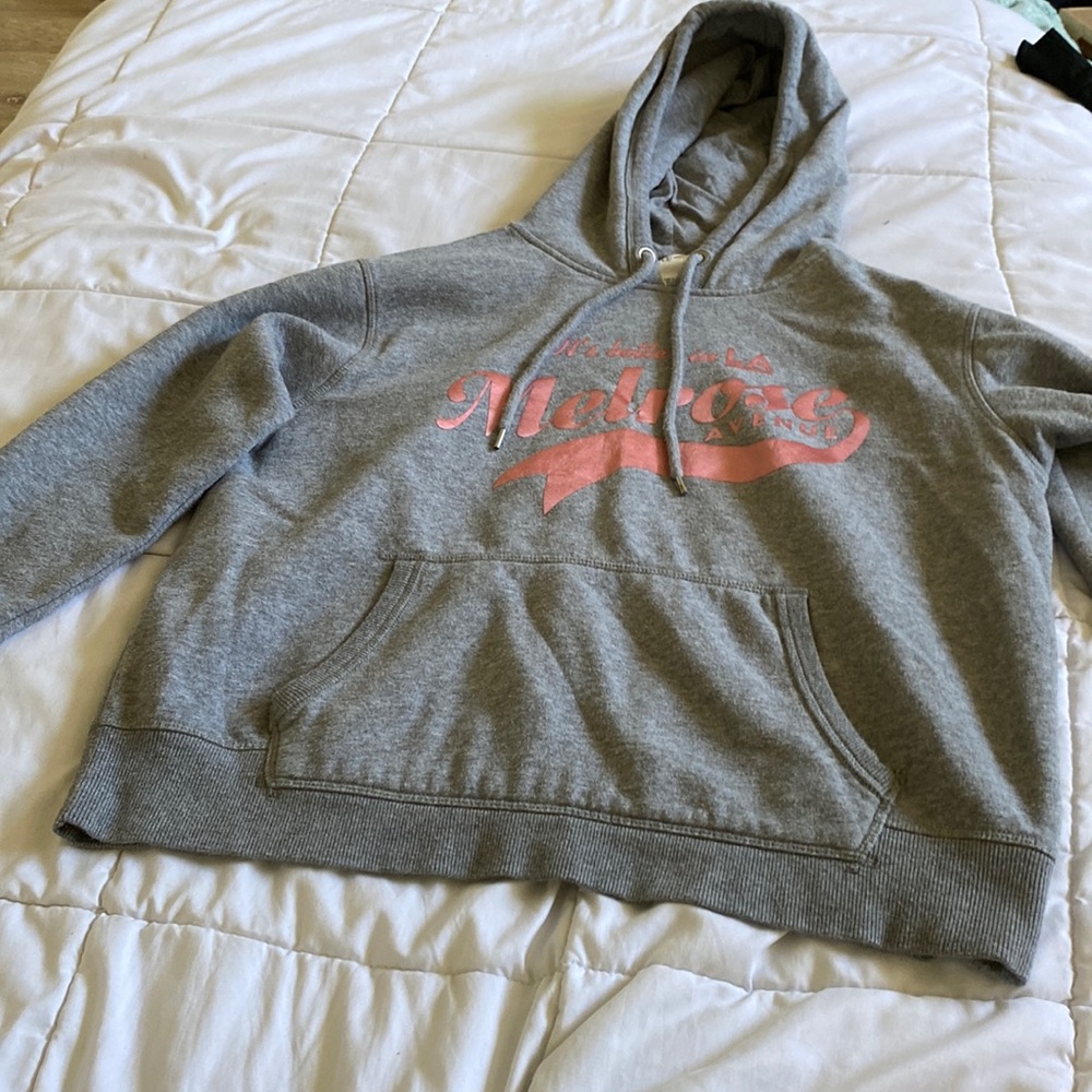 Women’s cropped hoodie